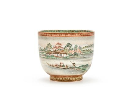 A Japanese Satsuma bowlMeiji PeriodSigned Ryozan f