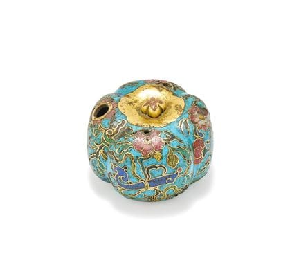 Ein kleiner, ansprechender chinesischer Cloisonné-