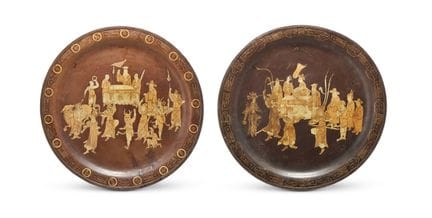 Ein großes Paar chinesischer Servierplatten aus br