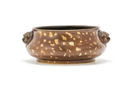 Ein chinesisches, mit Gold besprenkeltes Bronzerau