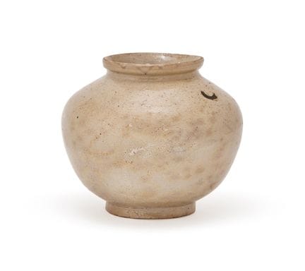 Jarra coreana de gres con esmalte gris-blanco. Din