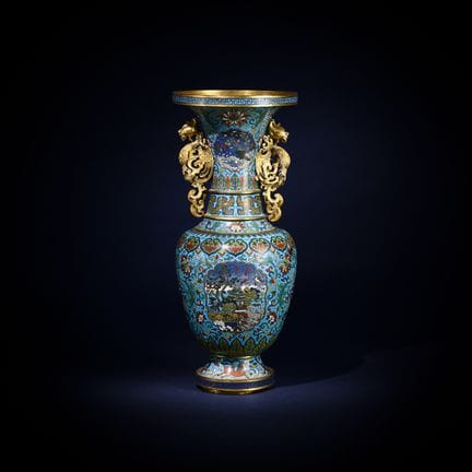 Un gran jarrón imperial chino de cloisonné de esti