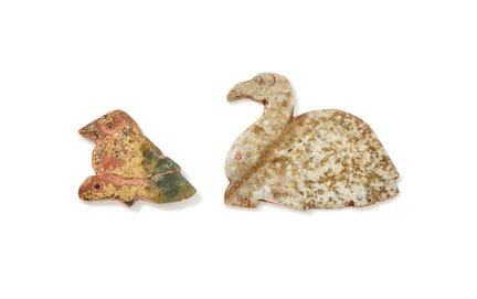 Zwei aus Jade geschnitzte Vögel aus China; Shang-D