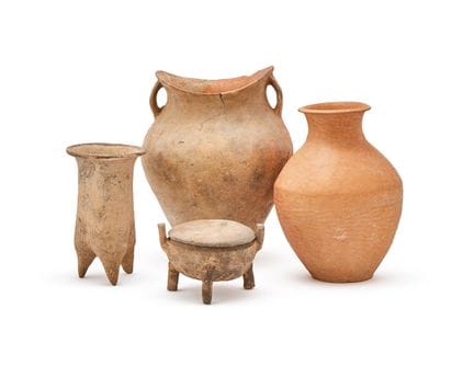 Vaso in ceramica a due manici, presumibilmente del