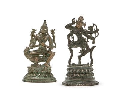 Eine vergoldete Bronzefigur der Dakini, dargestell