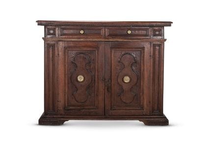 ARMOIRE EN NOYER DE TOSCANE, XVIIIe SIÈCLE, compor
