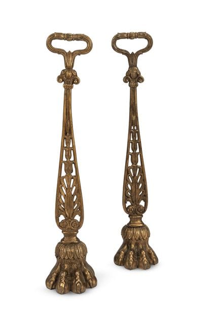 PAIRE DE BUTE-PORTES EN BRONZE, VERS 1830-1840 : d