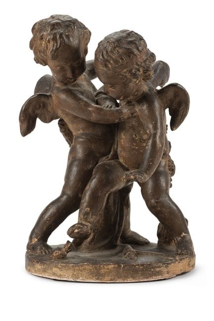 SCULPTURE EN TERRE CUITE REPRÉSENTANT DES CHÉRUBS 