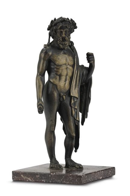 D'APRÈS UNE PIÈCE ANTIQUE – PETITE STATUETTE EN BR