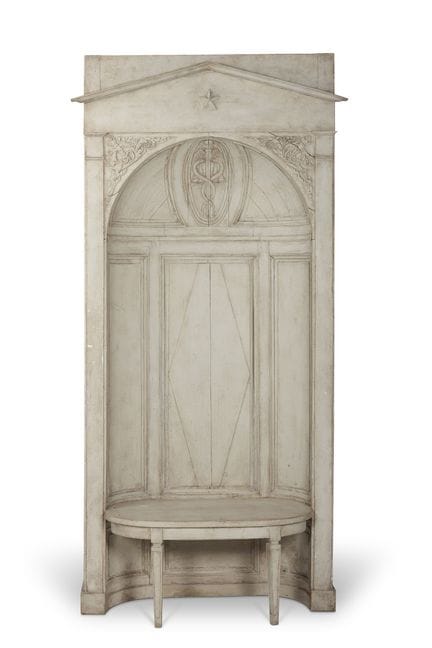 BANC D'HALL ARCHITECTURAL PEINT EN BLANC – XIXe SI
