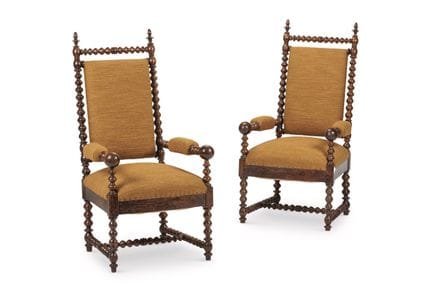 PAIRE DE FAUTEUILS FRANÇAIS EN BOIS DE PALISANDRE 