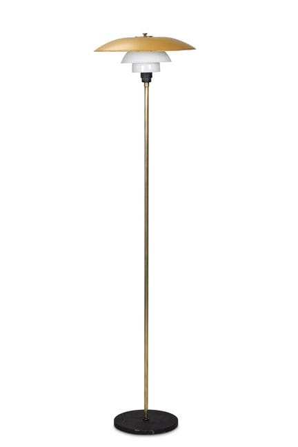 POULHENNINGSEN POUR LOUIS POULSEN ; UN LAMPADAIRE 