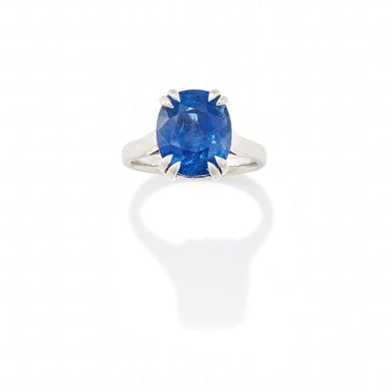 ANILLO CON UNA ÚNICA PIEDRA DE ZAFIRO DE SRI LANKA
