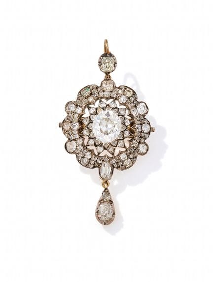 UN BROCHE/COLGANTE DE DIAMANTES DE LA ÉPOCA VICTOR