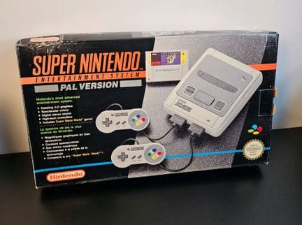 NINTENDO - SUPER NES. Boite officielle Pack Super 