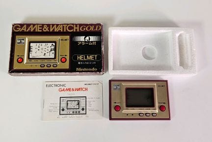 NINTENDO - GAME &amp; WATCH. "Helmet".  (CN - 07).