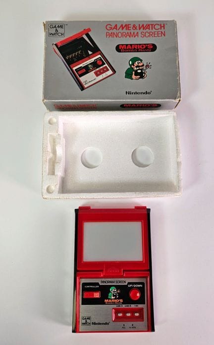 NINTENDO - GAME &amp; WATCH. "Mario's Bomb Away" (