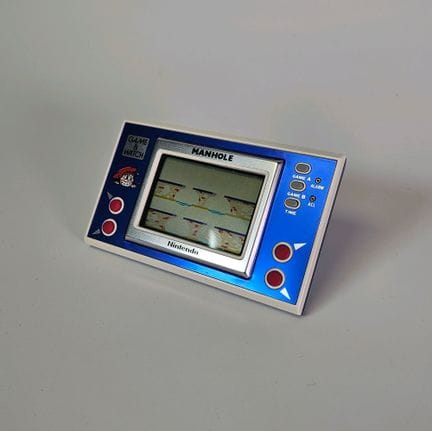NINTENDO - GAME &amp; WATCH. "Manhole" (NH-103). N