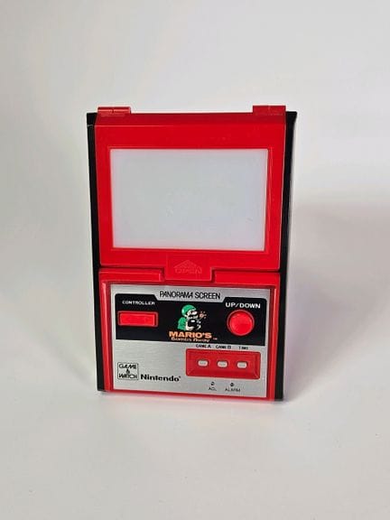 NINTENDO - GAME &amp; WATCH. "Mario's Bomb's Away"