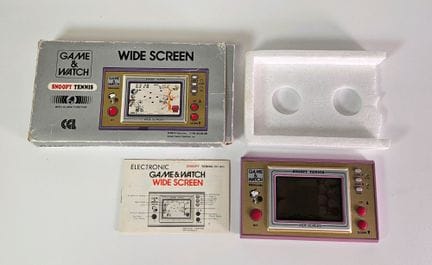NINTENDO - GALE &amp; WATCH. "Snoopy Tennis" (SP-3