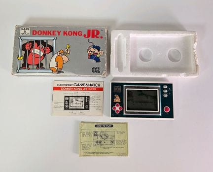 NINTENDO - GAME &amp; WATCH. "Donkey Kong Jr." (DJ
