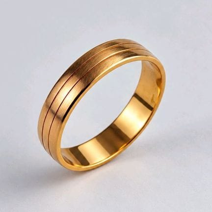 18K yellow gold wedding band (750 parts per thousa