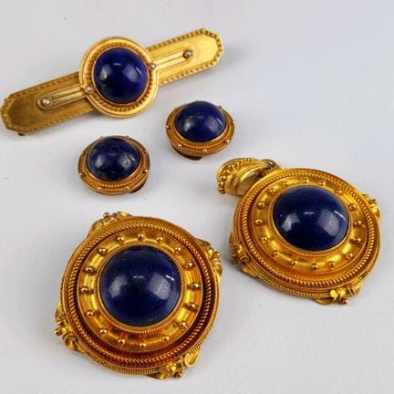 Set of 18k yellow gold (750) jewelry, in the Etrus