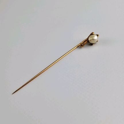 18k yellow gold (750 parts per thousand) tie pin, 
