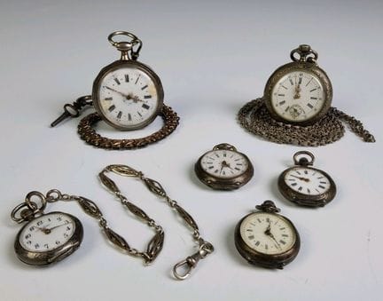 Lot de 6 montres de gousset et 3 chaînes en argent