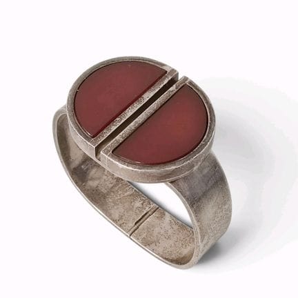BONNET. Hinged cuff bracelet in 800-th silver, ado