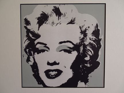 安迪·沃霍尔（据）
《玛丽莲》，1987年

彩色丝网印刷
背面带有印章
Art 18 巴塞尔 19
