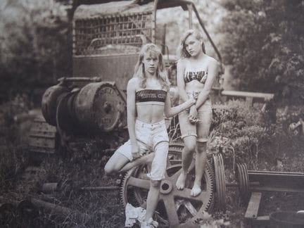 Jock Sturges, 
Alisa e Christina 1991 

fotografia