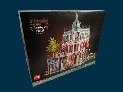 LEGO Modular Buildings Collection - 10297 - Boutiq
