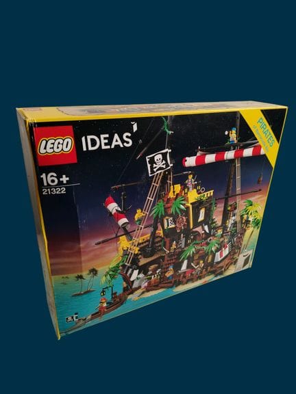 LEGO Ideas - 21322 - Pirates de la baie Barracuda.