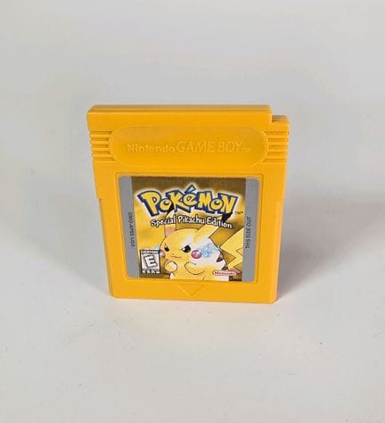 任天堂 - Game Boy。游戏：《口袋妖怪 黄版》。美版。散装。发行年份：1999年。BE。冒险