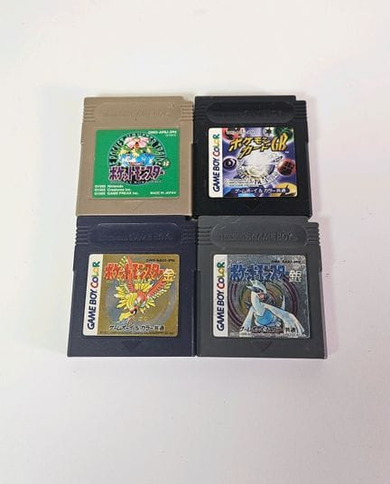 任天堂 - Game Boy Color。一套4款Game Boy/Color平台的《宝可梦》散装游