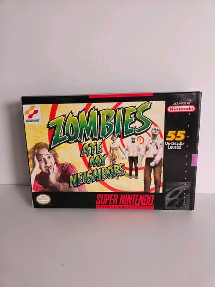NINTENDO - SUPER NES. Jeu : Zombies Ate my Neighbo