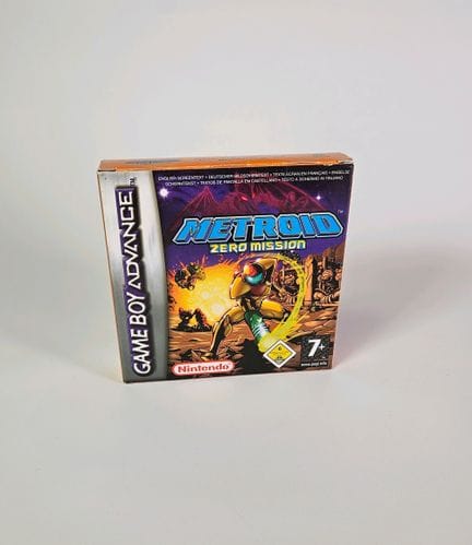 任天堂 - Game Boy Advance。游戏：《银河战士：零任务》。含原装盒、说明书和游戏卡带