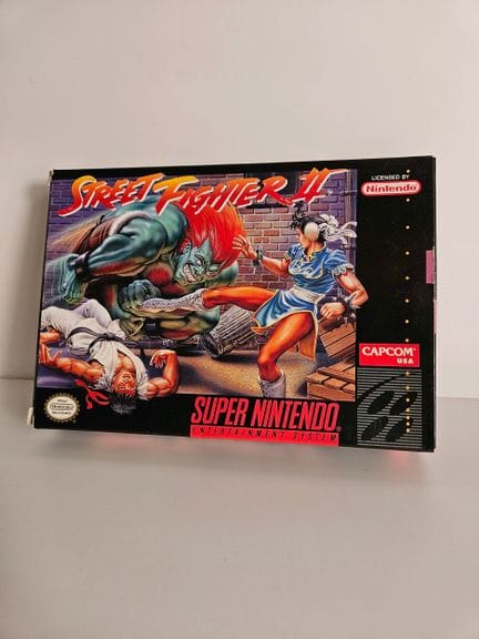 NINTENDO - SUPER NES. Jeu : Street Fighter 2. Comp