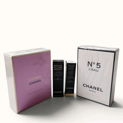 CHANEL. Set consisting of 2 eaux de parfum/toilett
