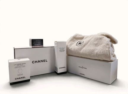 CHANEL BEAUTY. Set of 3 cosmetic products includin