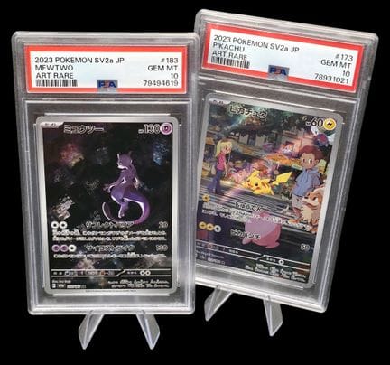 Set of 2 graded Pokémon cards - AR - PSA 10.
Scarl
