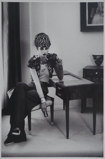 Irina Ionesco
Irina IONESCO (1930–2022)
Junge Frau