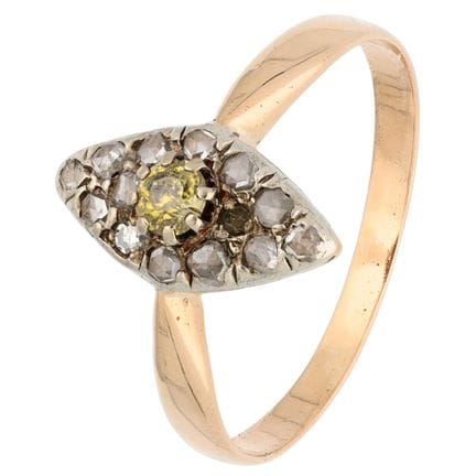 12K-Navette-Ring, besetzt mit Diamanten
Rosafarben