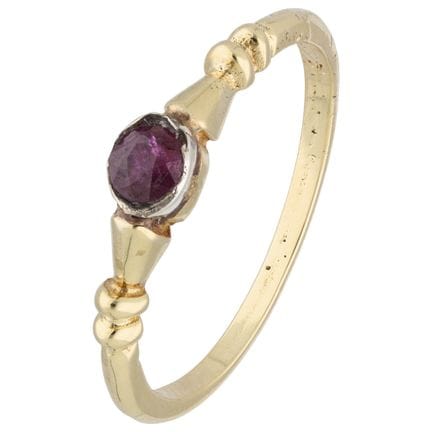 Anello in oro giallo 14 carati e argento con zaffi