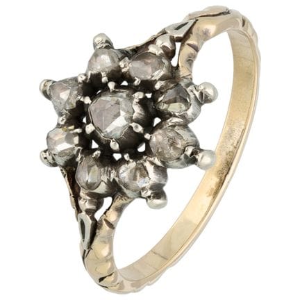 Anello a grappolo 12K con diamanti a taglio rosa
A