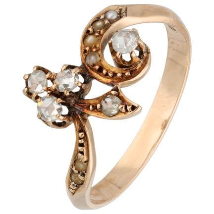 Ring aus 14-karätigem Roségold, besetzt mit Diaman