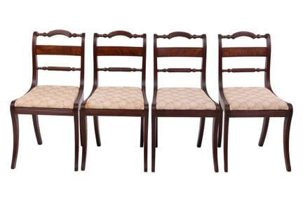 Ensemble de quatre chaises de salle à manger en ac
