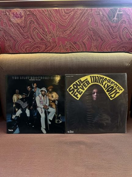 Ensemble de deux disques vinyles 33 tours de Soul
