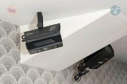 CHAUVET Modell Lx5
Ein Paar Strahler
H: 12 cm – L:
